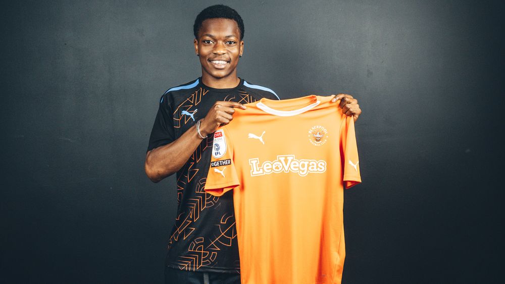 Karamoko Dembele Signs For Pool Blackpool Football Club